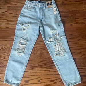never worn aeropostal ripped jeans